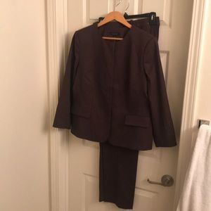 Ann Taylor Suit set